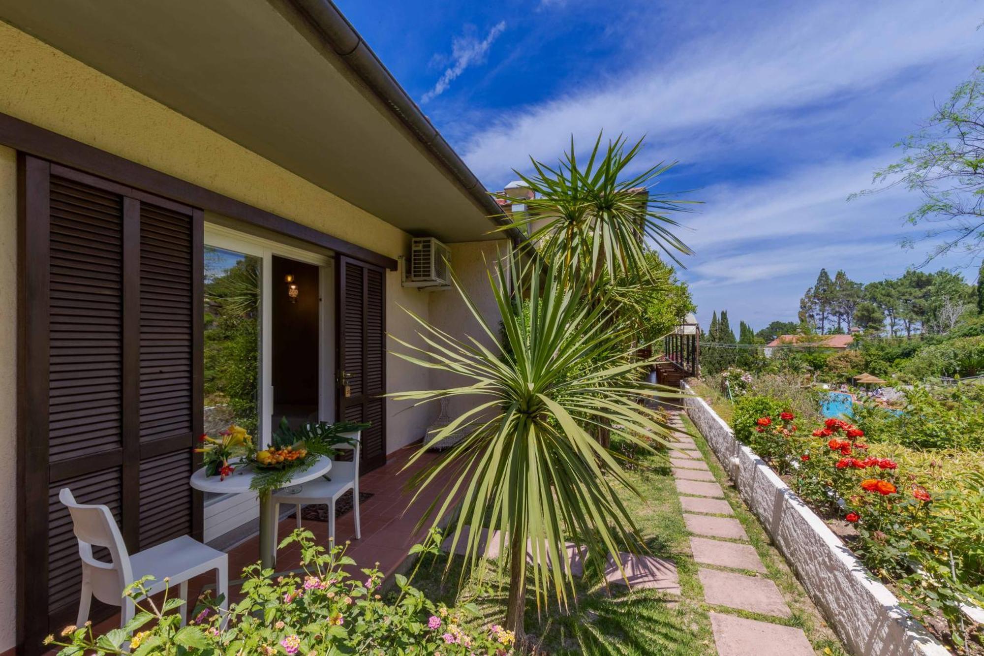 Hotel Cernia Isola Botanica SantʼAndrea Εξωτερικό φωτογραφία